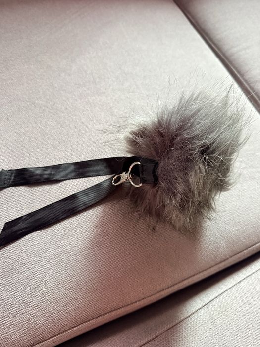 Brelok-pompon do torebki, koszyka,paska etc