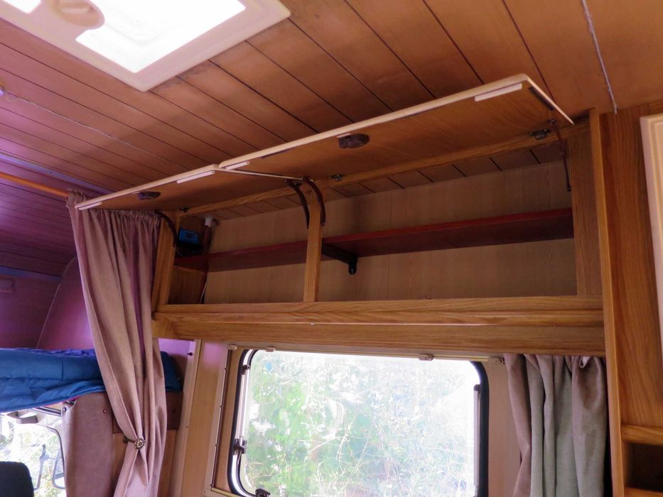 Autocaravana Mitsubishi L 300 Dethleffs 6 lugares