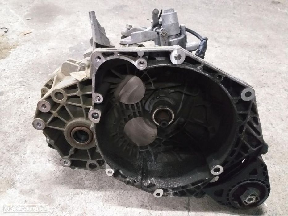 Caixa de 6 velocidades F40 Opel insignia 2.0 cdti
