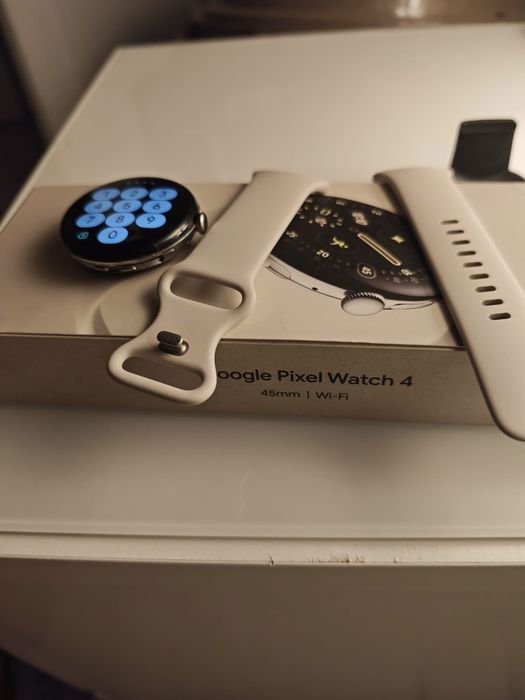 Vendo pixel 4 45mm WiFi  praticamente novo
