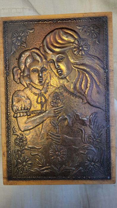 Шкатулка дерево чеканка Буковина