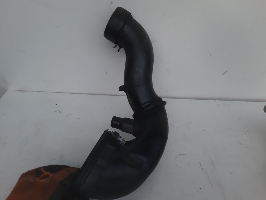 BMW E60 E61 3.0d m57 197km 2009r przewód rura dolot powietrza