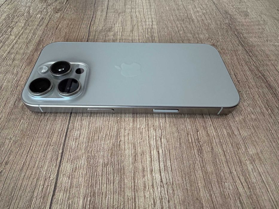 Smartfon Apple iPhone 16 Pro 1TB Srebrny