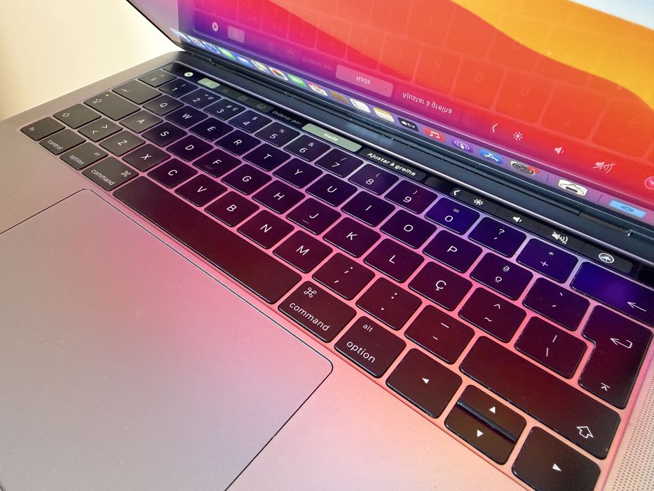 Macbook Pro 13” 2.9GHz i5 16Gb RAM 256GB armaz.
