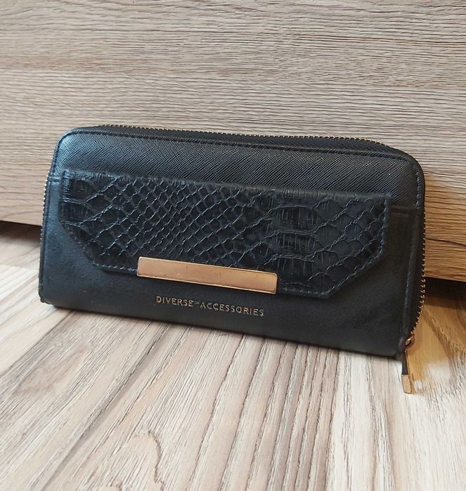 Portfel diverse stan bdb