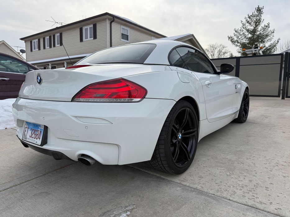 2011 BMW Z4 sDrive35is