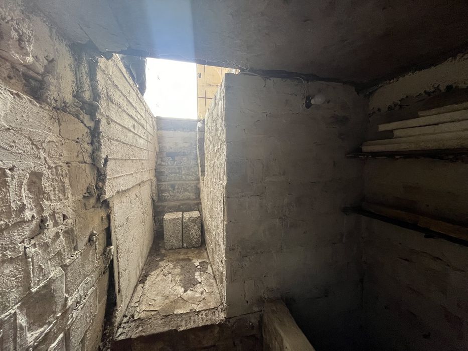 Продам гараж стрий