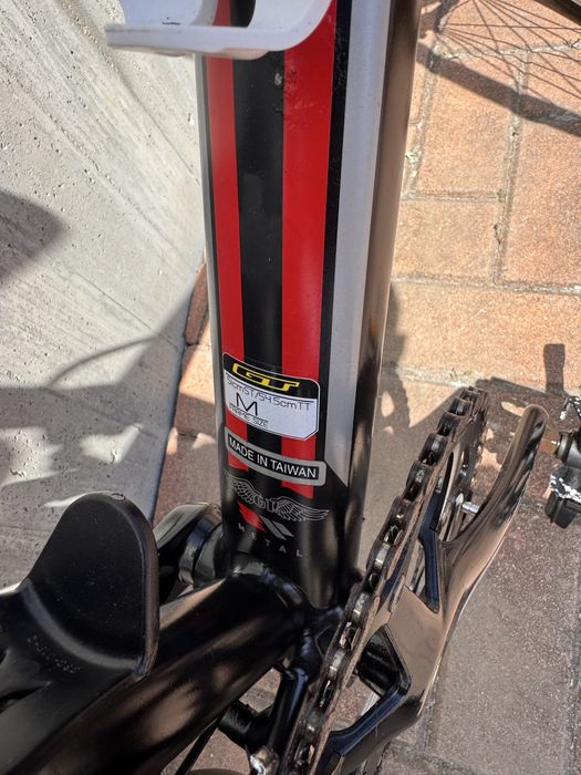 Bicicleta de estrada GT