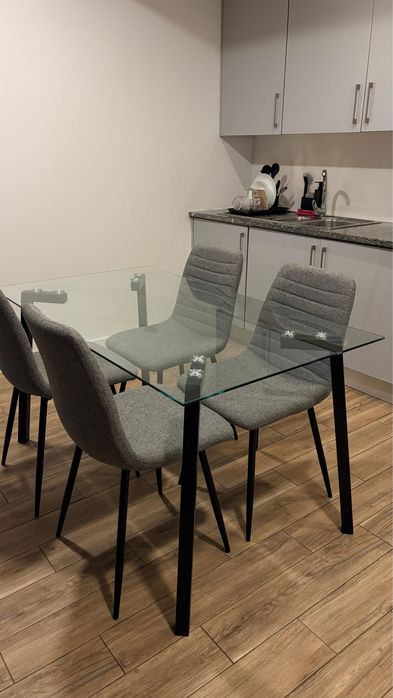 Mesa de jantar 140x75cm