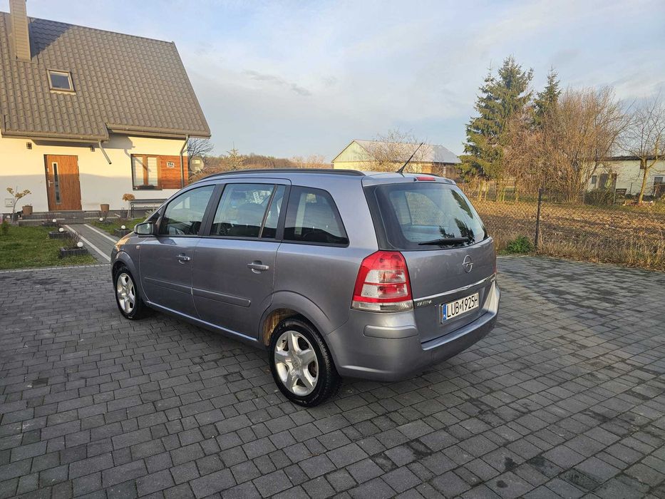 Opel Zafira 1,9 CDTI 101KM_7-os_Klima_Tempomat_Nowe Opony_POLECAM
