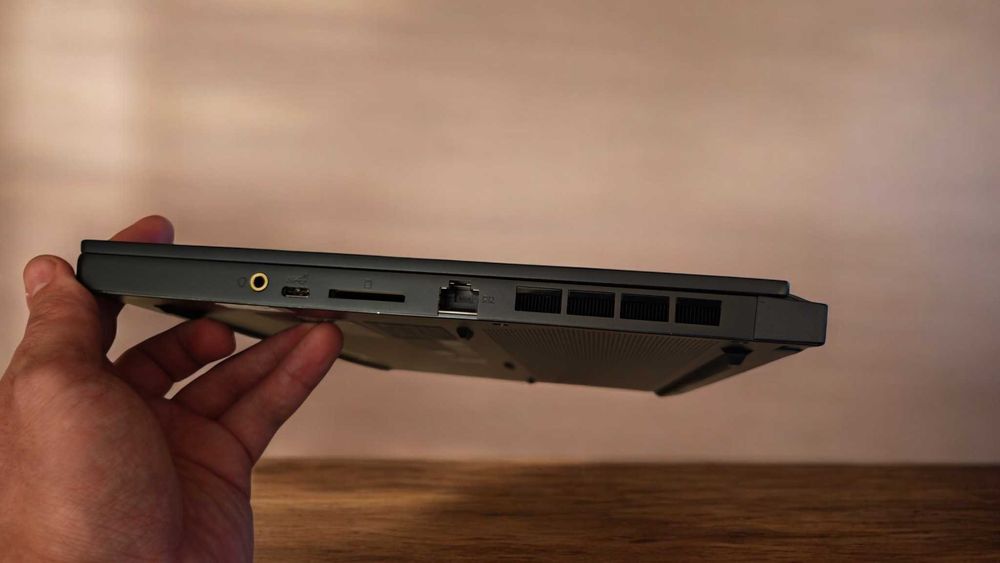 MSI WS66 i9-10980HK/32GB /512Gb/RTX5000MaxQ 16gb/ 15,6" touch