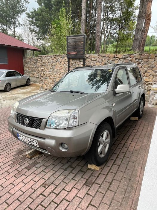 Nissan x - trail