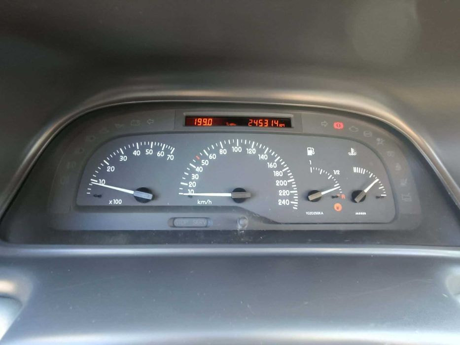 Renault Laguna 1.6 16V B+G