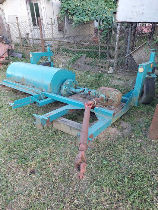 Кір прицепний до трактора.