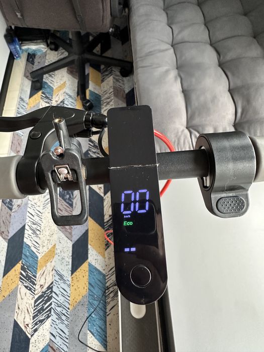 Електросамокт MI 365Pro