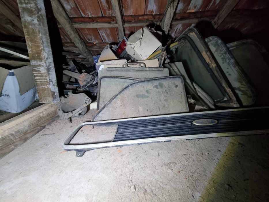 Vendo Materiais Diversos para Ford Escort MK1 e MK2