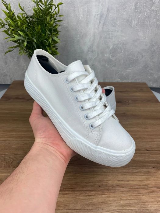 Buty Anna Field r. 40 - białe trampki na grubej podeszwie