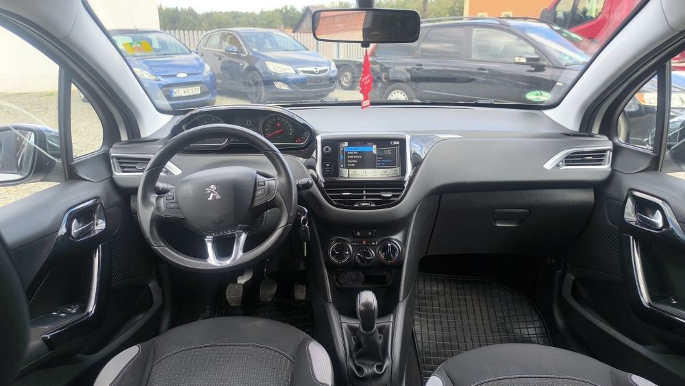 Piękny Peugeot 208 2014r STYLE z Niemiec 1,6 HDI 92KM
