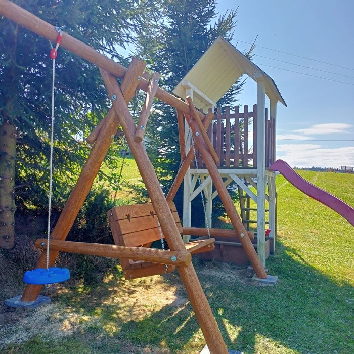 Duży domek z altanką nieopodal jezio, Pieninyra ,PIENINY,góry