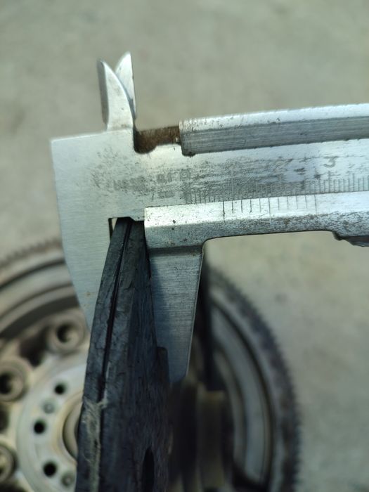 Продам комплект сцепления на SsangYong rexton 2.7 дизель