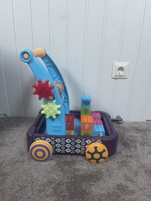 Продам іграшку-каталку