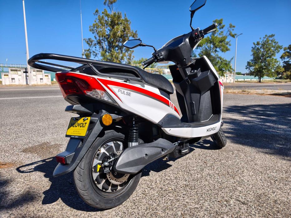 Scooter Elétrica sem carta NeoVolt Pulse