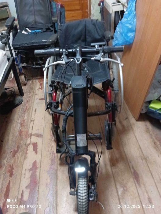 Мощная Электрическая приставка для инвалидной коляски
350W (12 дюймов)
