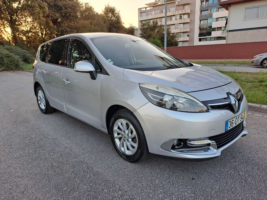 Renault Grand Scénic 7 lugares “Bose Edition” de 2014 com 160.000 km, — photo 2