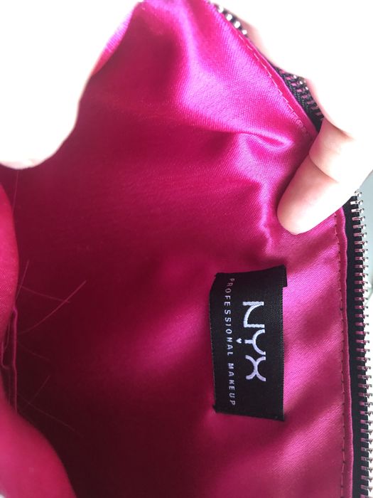Косметичка NYX новая