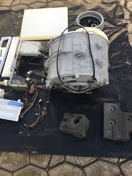 Пральна машинка BEKO.