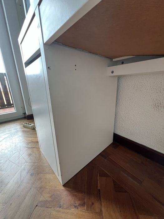 Secretária branca L105 x P50 x A75