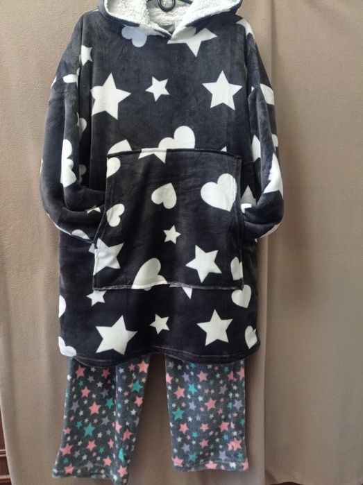 Худи с капюшоном / штаны 52-54