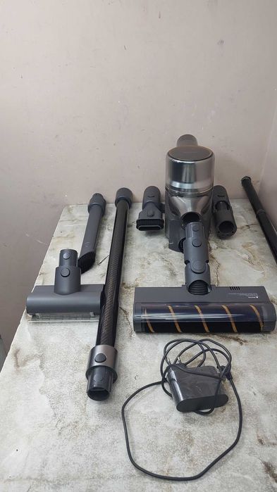 Odkurzacz pionowy Dreame R20 srebrny/szary