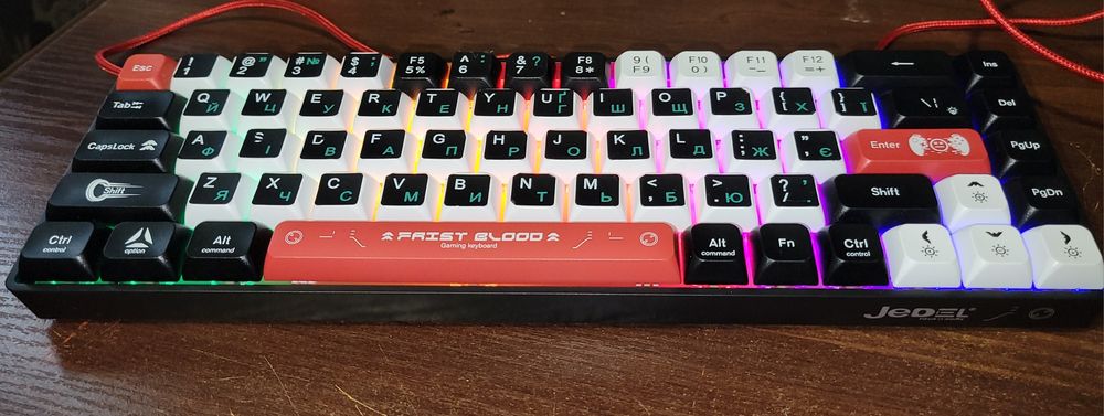 K68механічна червоні свічі подсветка