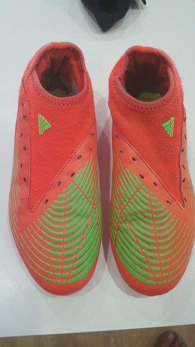 Chuteira adidas numero 38 em bom estado
