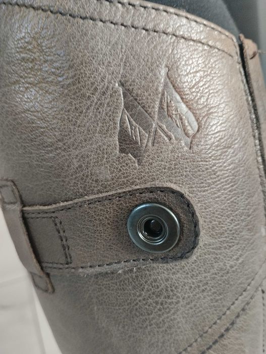 Sprzedam kozaki damskie