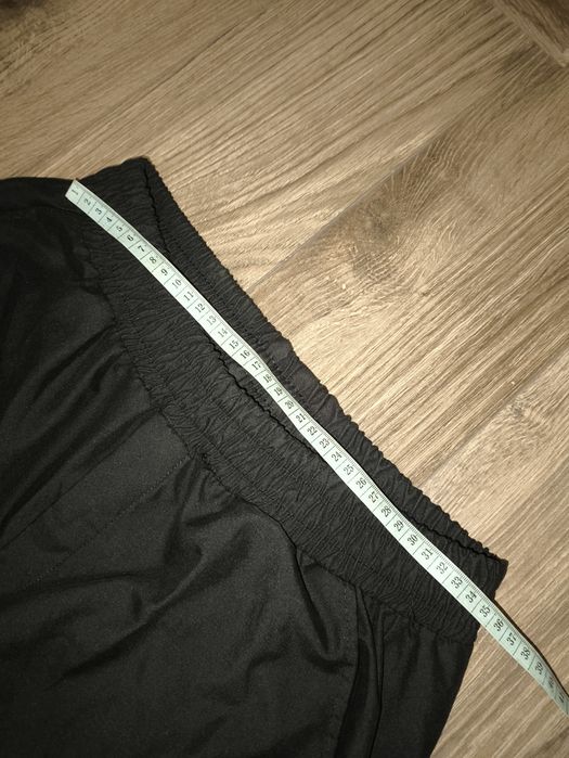 чорні штани карго