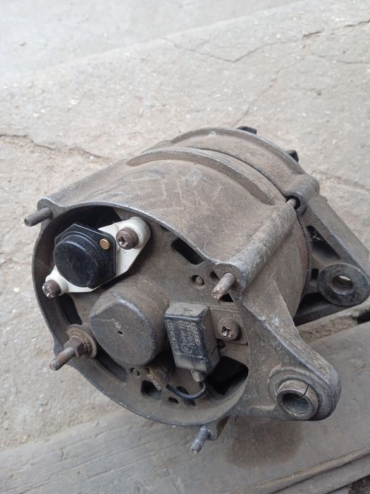 Генератор в доброму стані Фіат тіпо темпра