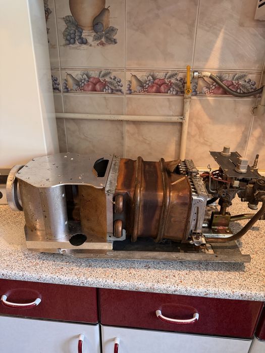 Продам колонку Junkers