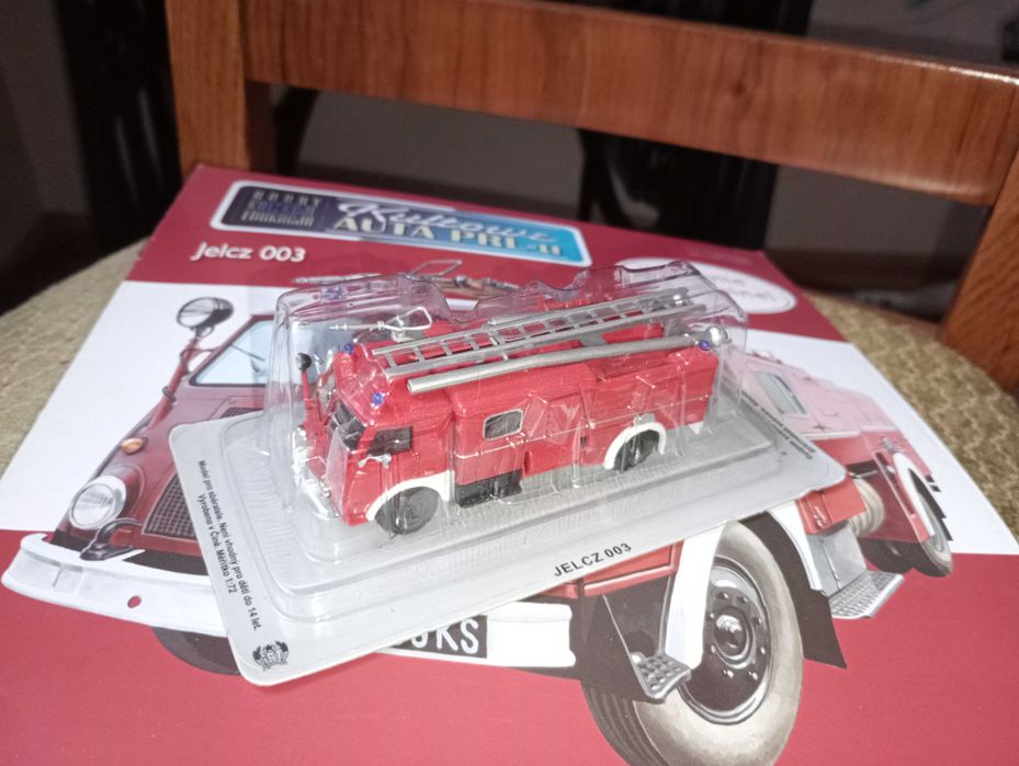 Kultowe Auta PRL Jelcz 003