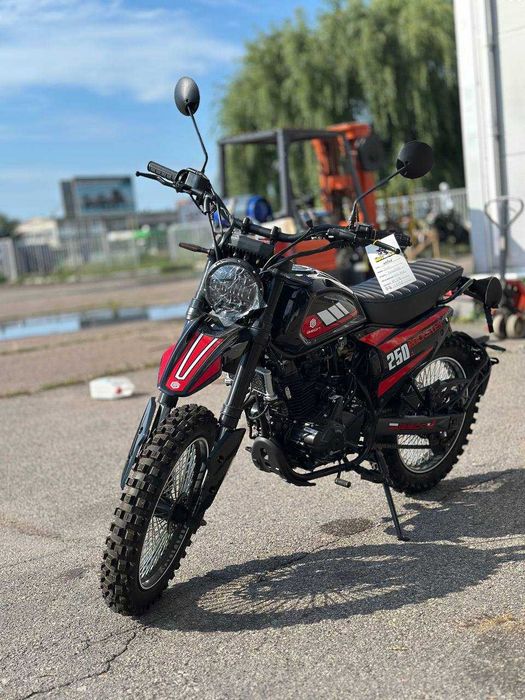 Мотоцикл GEON ROCKSTER 250