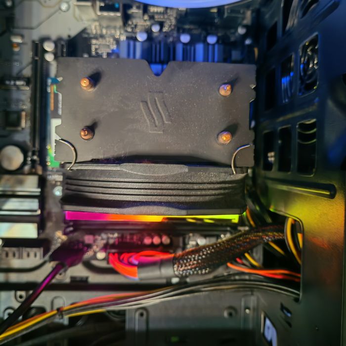 ігровий комплект Intel Core i5-8600K + ASRock Z370 Pro4 + Башта 4 трубки