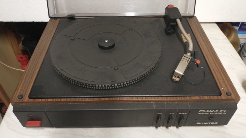 Dwa gramofony Emmanuel