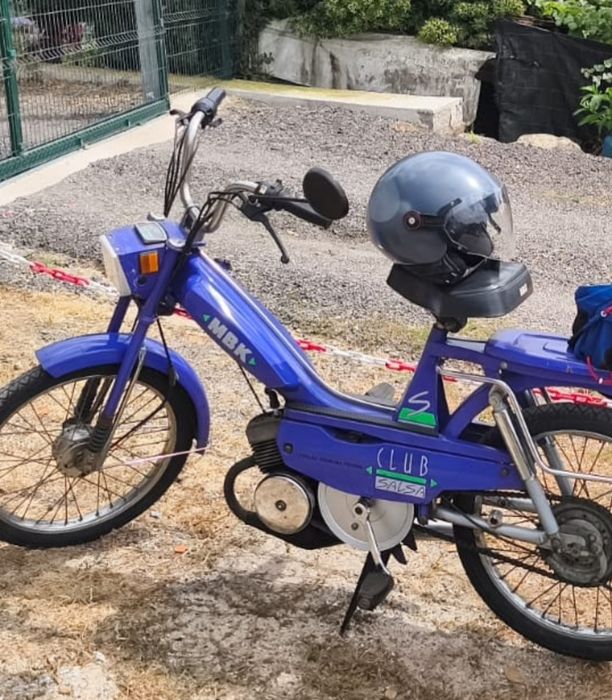 MBK mobile motobecane Av100