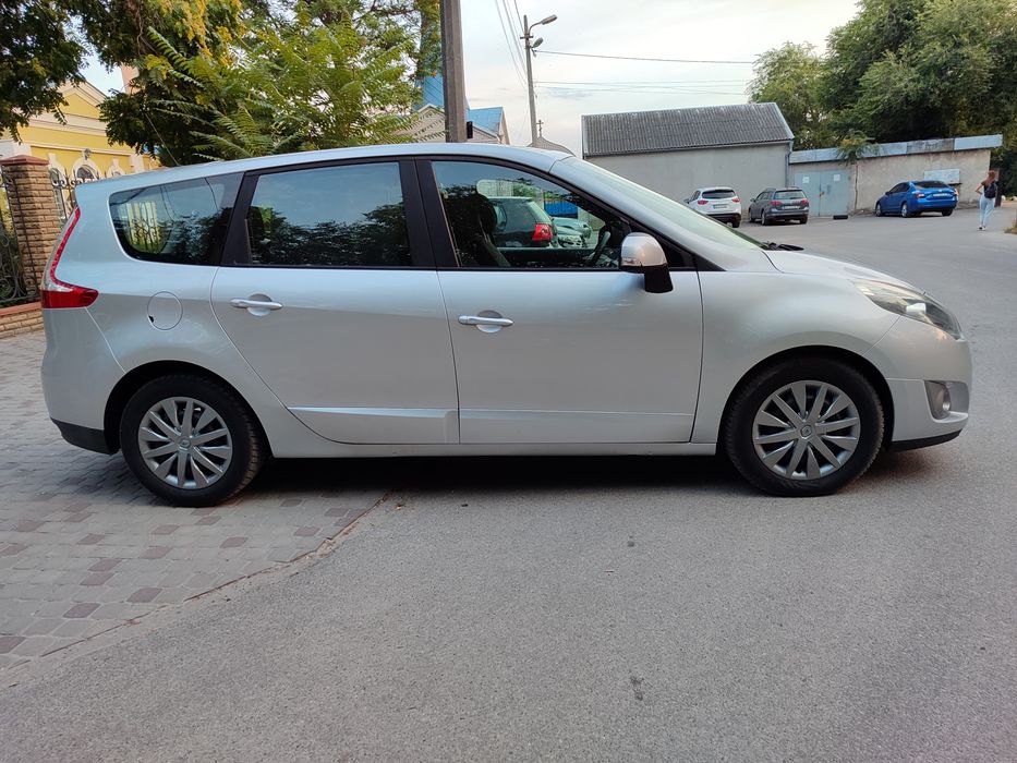 Renault Grand Scenic 2011 VIN VF1JZ1UB646601930 фото оголошення 7 з 18