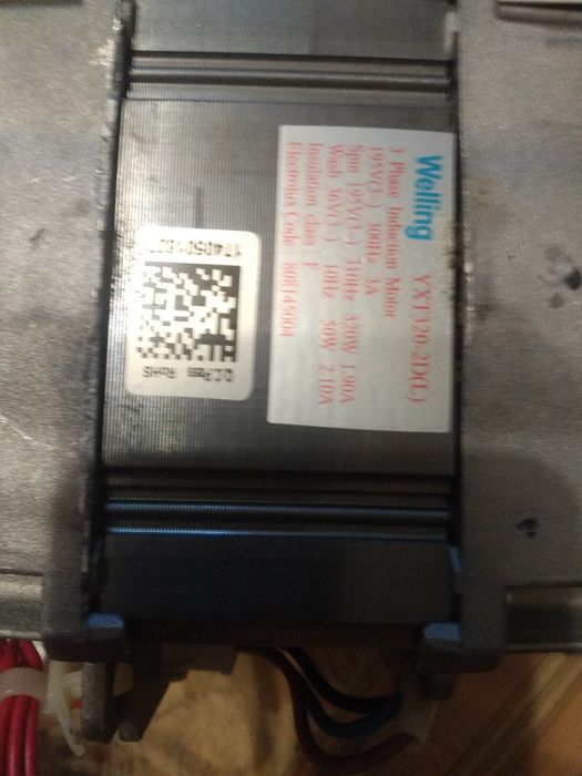 Продаются запчасти на стиральную машину Электролюкс