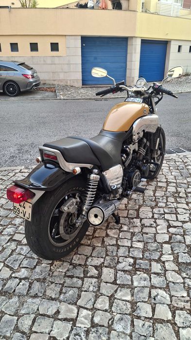 Yamaha Vmax 1200