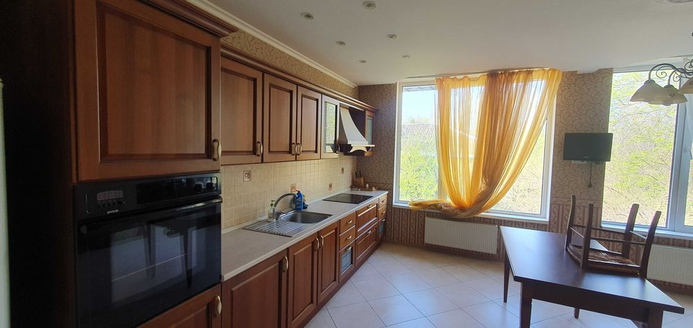 Продам коттедж   на Даче Ковалевского  ЛД