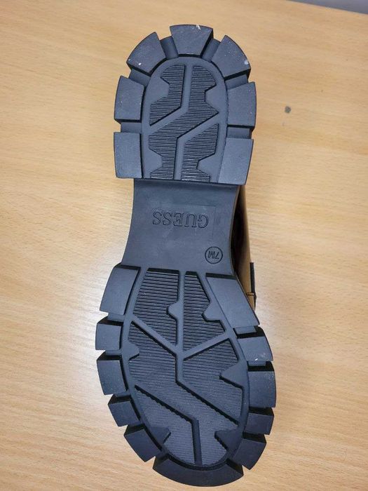 лофери лоферы GUESS 24,2 см