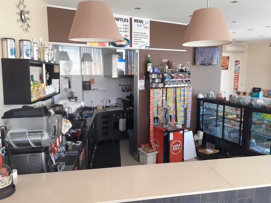 Trespasse  de Café/Pastelaria e Snack-Bar